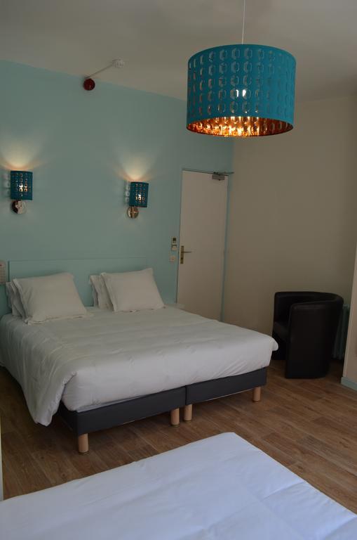 Hotel Les Corps Saints Avignon Ruang foto