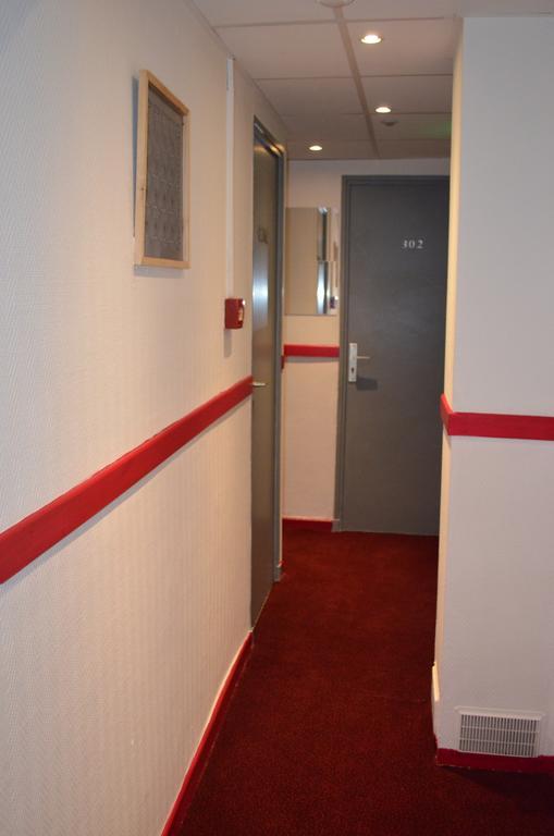 Hotel Les Corps Saints Avignon Bagian luar foto