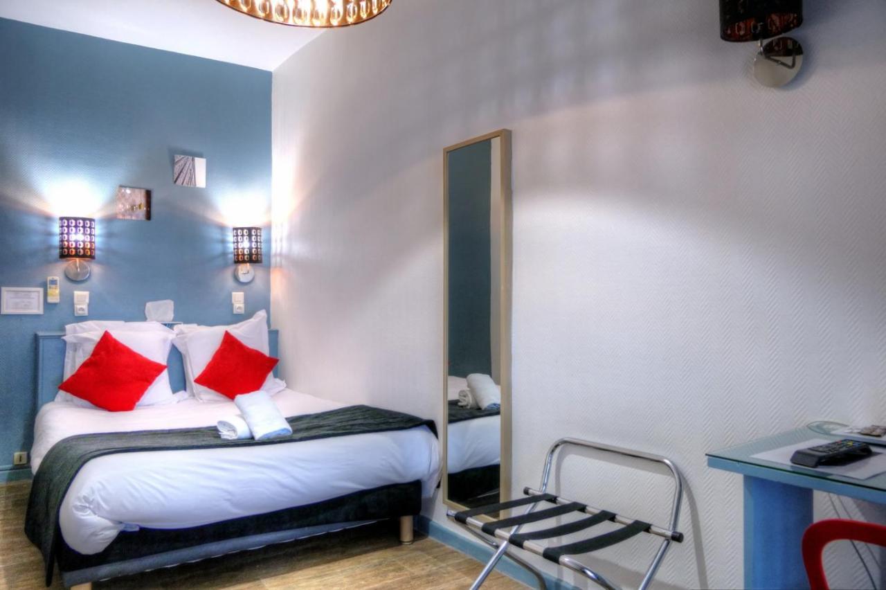 Hotel Les Corps Saints Avignon Bagian luar foto